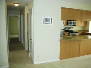 615 Fredricks Ave, Unit 166 in Oceanside, CA - Foto de edificio - Building Photo