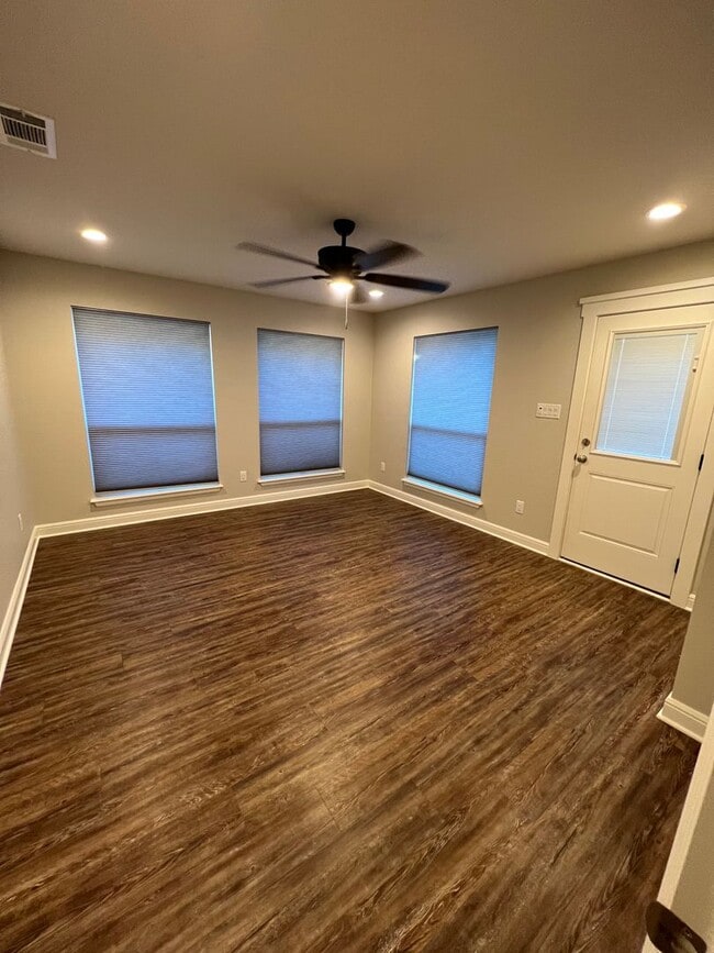 5429 Meadow Ridge Dr in Flint, TX - Building Photo - Building Photo