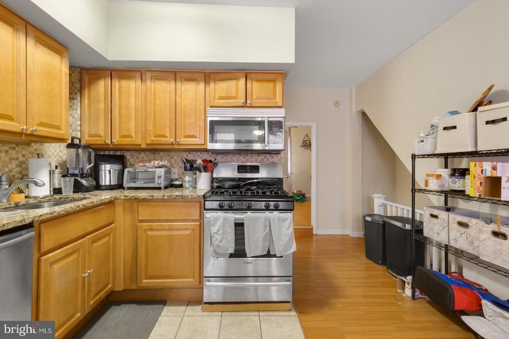 1120 Rodman St, Unit 1 in Philadelphia, PA - Building Photo