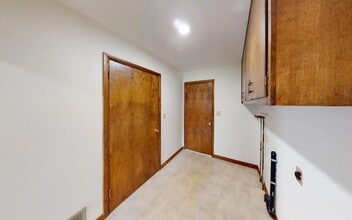 2722 Stewart Dr in Grand Island, NE - Building Photo - Building Photo