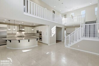 702 Costa Del Sur in San Marcos, CA - Building Photo - Building Photo