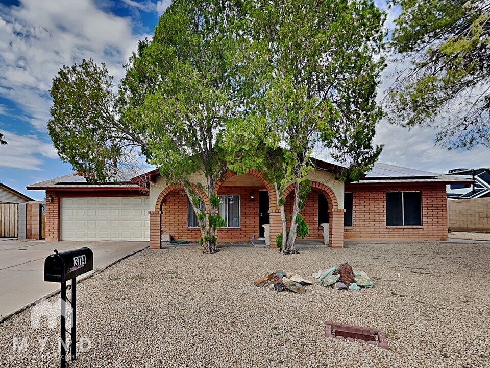 3114 W Anderson Dr in Phoenix, AZ - Foto de edificio