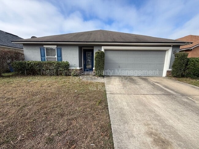 12059 Hayden Lakes Cir in Jacksonville, FL - Building Photo - Building Photo