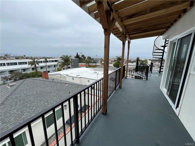property at 945 Montgomery Dr