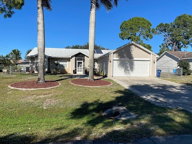 property at 8527 Morris Rd