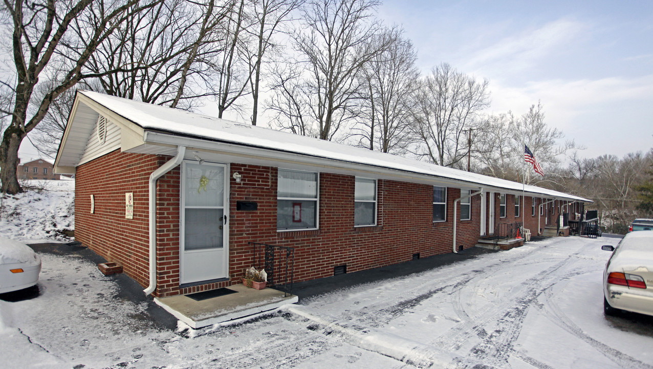 220 Ogle Ave in Knoxville, TN - Foto de edificio