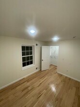 26 Stuyvesant Ave, Unit #2 in Newark, NJ - Foto de edificio - Building Photo