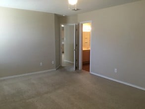 16136 Shawnee Trl in Justin, TX - Building Photo - Building Photo