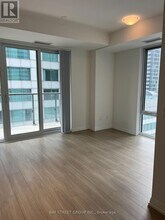 8 Widmer St in Toronto, ON - Building Photo - Building Photo