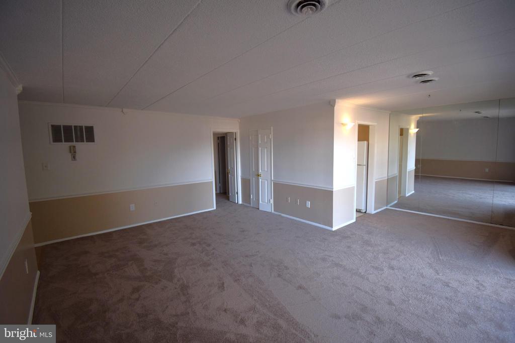 2624 Fort Farnsworth Rd in Alexandria, VA - Building Photo