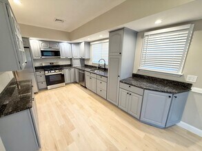 18 Salina Rd in Boston, MA - Building Photo - Building Photo