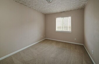 2174 Laurine Ct NE in Salem, OR - Building Photo - Building Photo