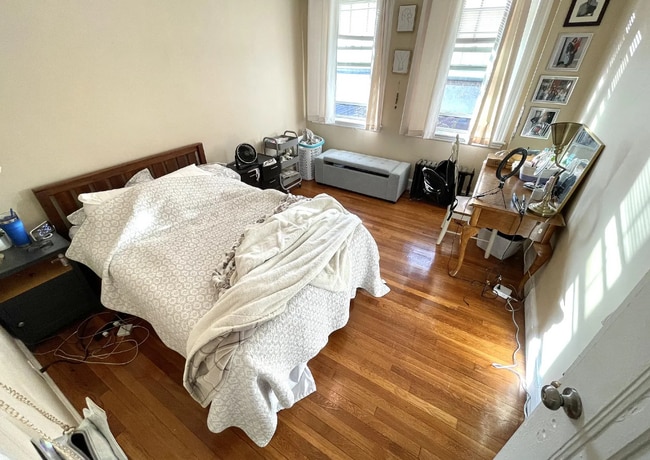 1997 Commonwealth Ave, Unit 20 in Boston, MA - Foto de edificio - Building Photo