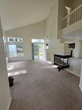 43290 Corte Almeria in Temecula, CA - Building Photo - Building Photo