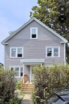 6 Charter St, Unit 2 in Danvers, MA - Building Photo