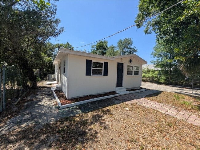 4604 Courtland St in Tampa, FL - Building Photo - Building Photo