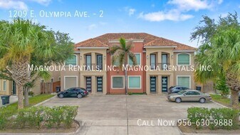 1209 E Olympia Ave, Unit 2 in McAllen, TX - Building Photo