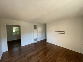 29 Lynwood Dr in Spartanburg, SC - Building Photo - Building Photo