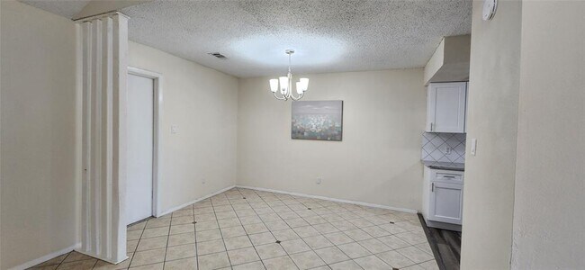 404 Creek Cove in Round Rock, TX - Building Photo - Building Photo