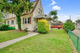 5 Sunship Rd, Unit 5 Sunship Rd Predecessor in Dundalk, MD - Building Photo - Building Photo