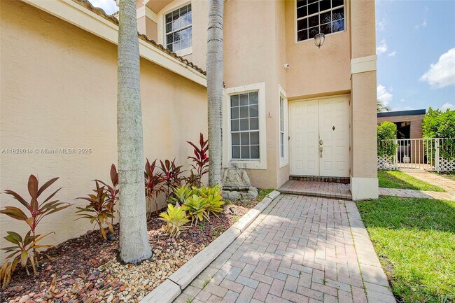 16220 SW 21st St in Miramar, FL - Building Photo - Building Photo