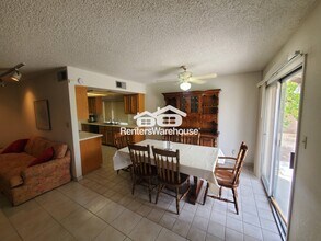 5136 E Tierra Buena Ln in Scottsdale, AZ - Building Photo - Building Photo