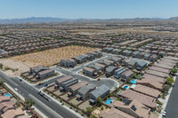 Highland Pointe in Las Vegas, NV - Foto de edificio - Building Photo