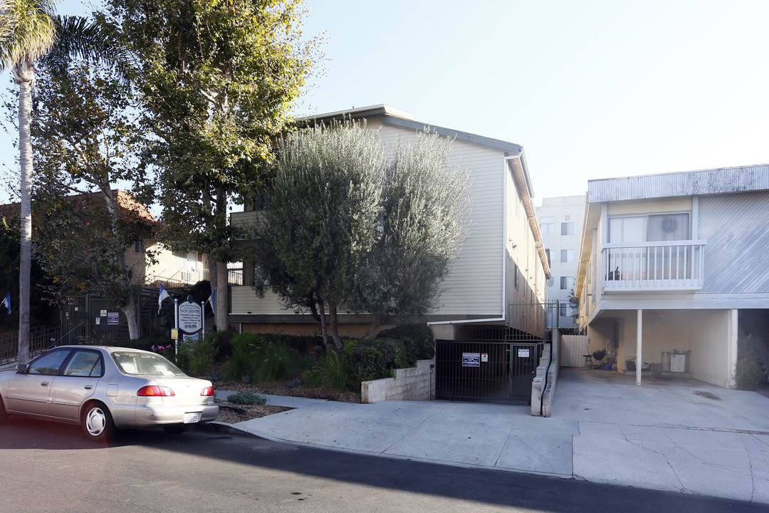 3430 Jasmine Ave in Los Angeles, CA - Building Photo