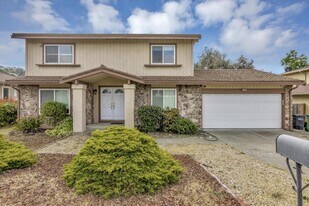 28625 Hayward Blvd in Hayward, CA - Building Photo