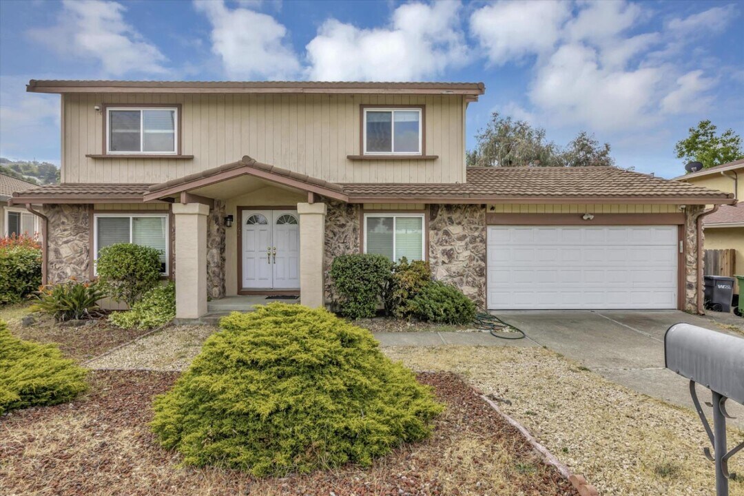 28625 Hayward Blvd in Hayward, CA - Building Photo