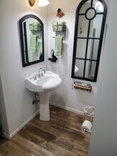 347 Water St, Unit Peggys studio in Saugatuck, MI - Building Photo - Building Photo