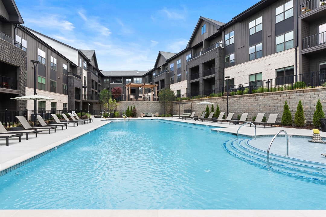 EVOQ EAST COBB in Marietta, GA - Foto de edificio
