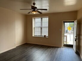 3111 Morganford Rd, Unit 1st FL in St. Louis, MO - Building Photo