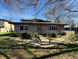 2803 Norcade Cir in Sacramento, CA - Building Photo