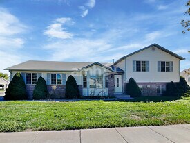 1667 N 250 W in West Point, UT - Building Photo