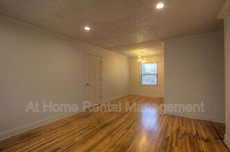 1331 E 43rd St in Tulsa, OK - Building Photo - Building Photo