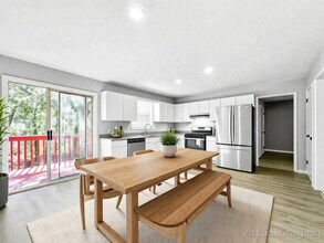 3161 Summer Wood Cir in Snellville, GA - Building Photo - Building Photo