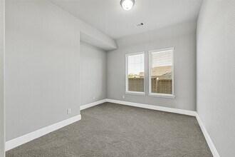 430 Rita Blanca Dr in Webster, TX - Building Photo - Building Photo