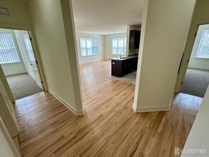 101 Roosevelt Ave in Carteret, NJ - Building Photo - Building Photo