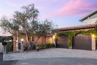 703 Gainsborough Pl in Laguna Beach, CA - Building Photo - Building Photo