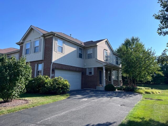 property at 2756 Blakely Ln