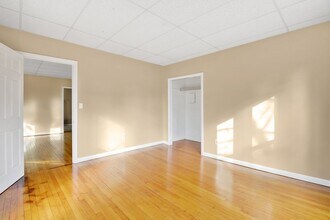 15 Myrtle Ave in Westfield, MA - Building Photo - Building Photo