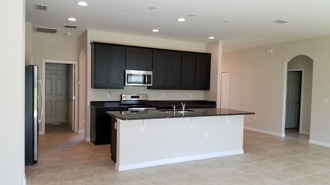 4852 Grand Vista Ln in St. Cloud, FL - Building Photo - Building Photo