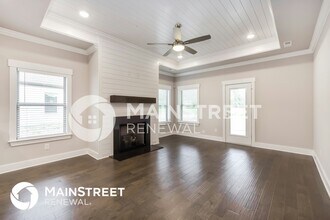 9542 Hampton Oak Dr S E in Owens Cross Roads, AL - Building Photo - Building Photo
