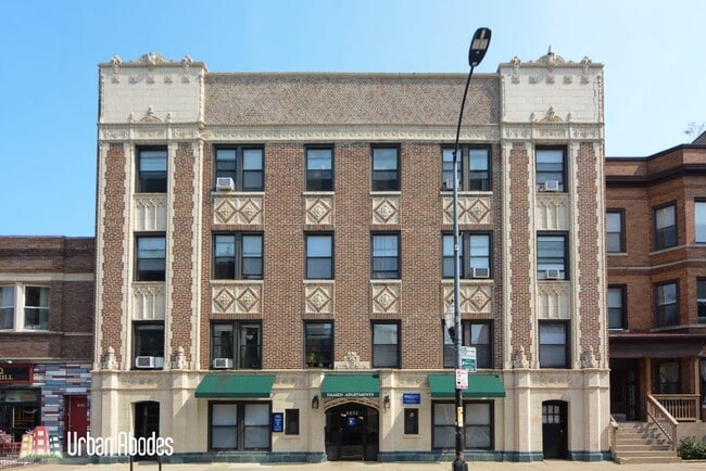4852 N Damen Ave, Unit M00B