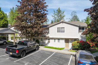 Park North Condominiums in Bothell, WA - Building Photo - Building Photo