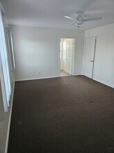 614 Lime Ave in Long Beach, CA - Foto de edificio - Building Photo