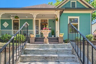 964 Oglethorpe Ave SW in Atlanta, GA - Building Photo - Building Photo