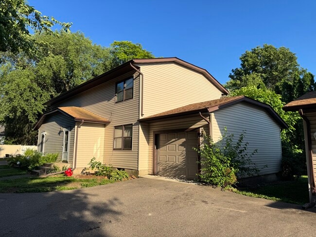 property at 612 4th St N