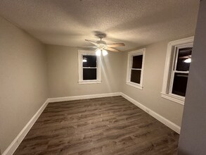 16 Bradley St in Putnam, CT - Building Photo - Building Photo